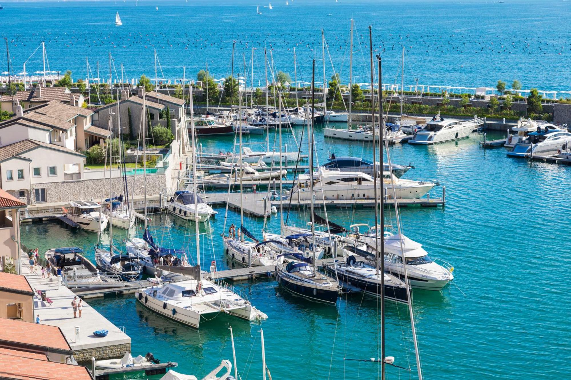 Portopiccolo Apartments Gemma Nel Golfo Di Trieste - With Beach Included Систиана Экстерьер фото